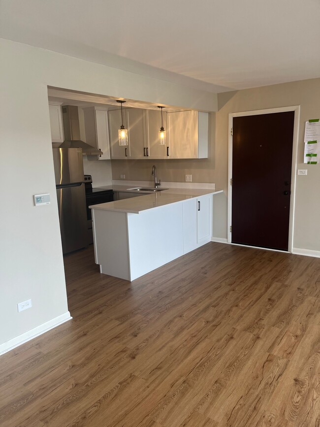 Photo - 5509 E Lake Dr Unit B