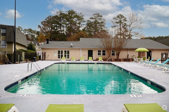 Building Photo - Peachtree Place Rental