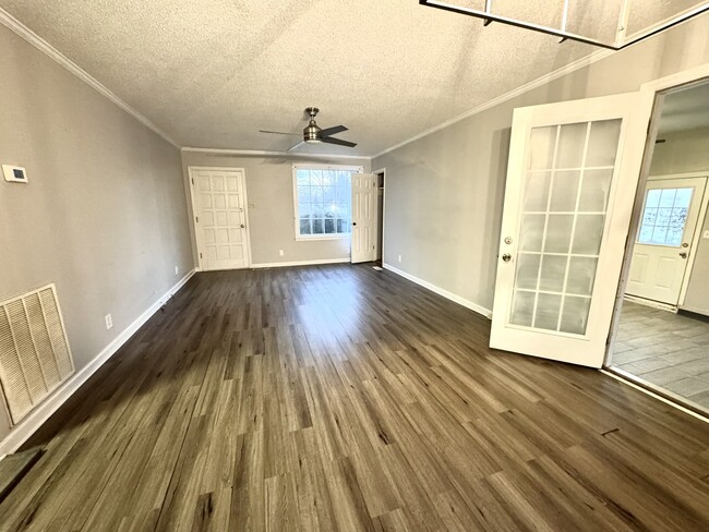 Photo - 603 Chestnut Ridge Dr