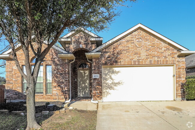 Building Photo - 10701 Hawks Landing Rd Rental