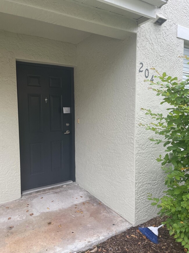 Photo - 160 SW Peacock Blvd