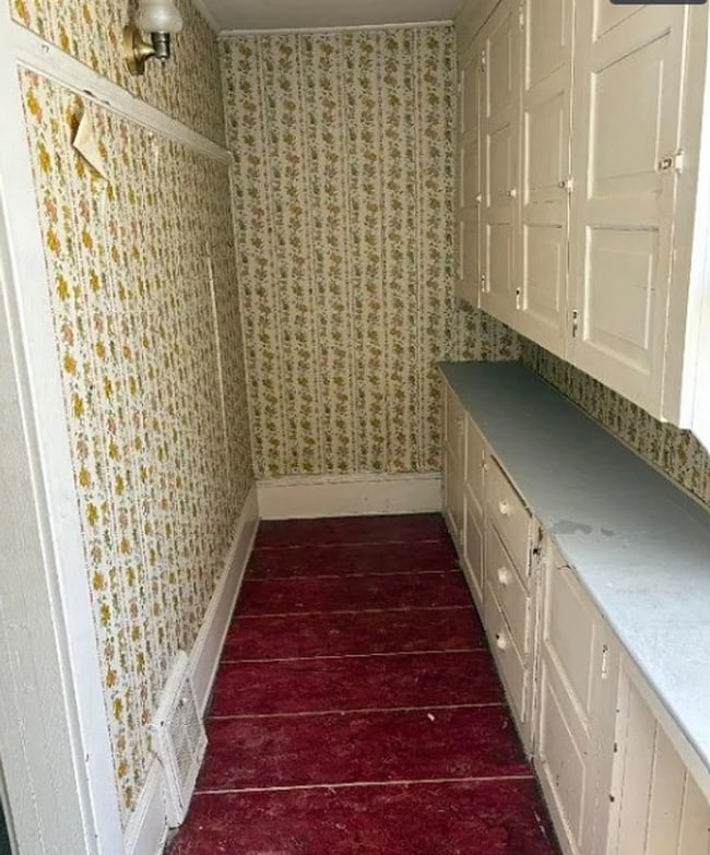 Photo - 10814 Hull Ave