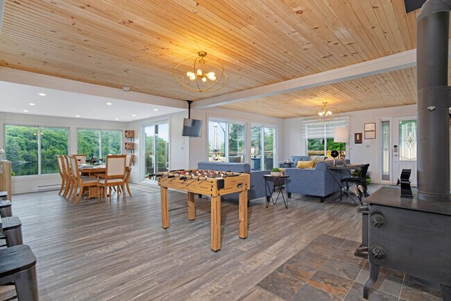 Photo - 52 Rue Charette Unit ID1340600P