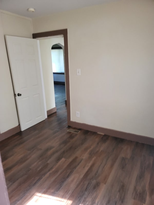 Photo - 2027 Hatch Ave