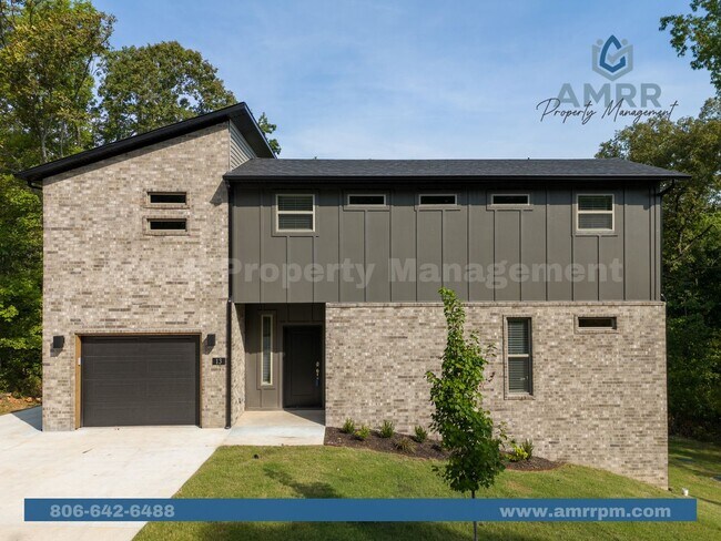 Building Photo - Beautiful Bella Vista Home!