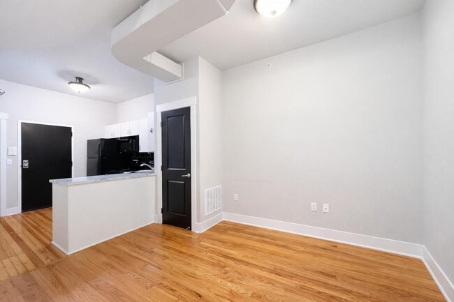 Photo - 1011 S 30th Avenue