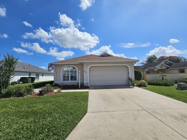 Building Photo - 17817 SE 115th Ct