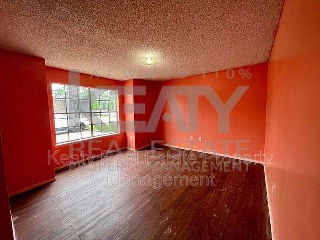 Photo - 108 Meudon St
