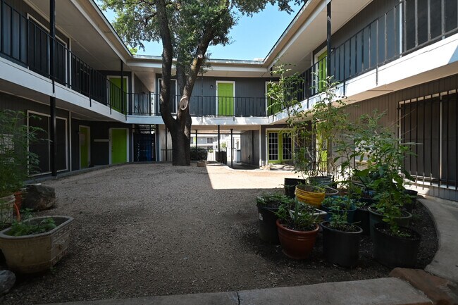 Palmera Apartments