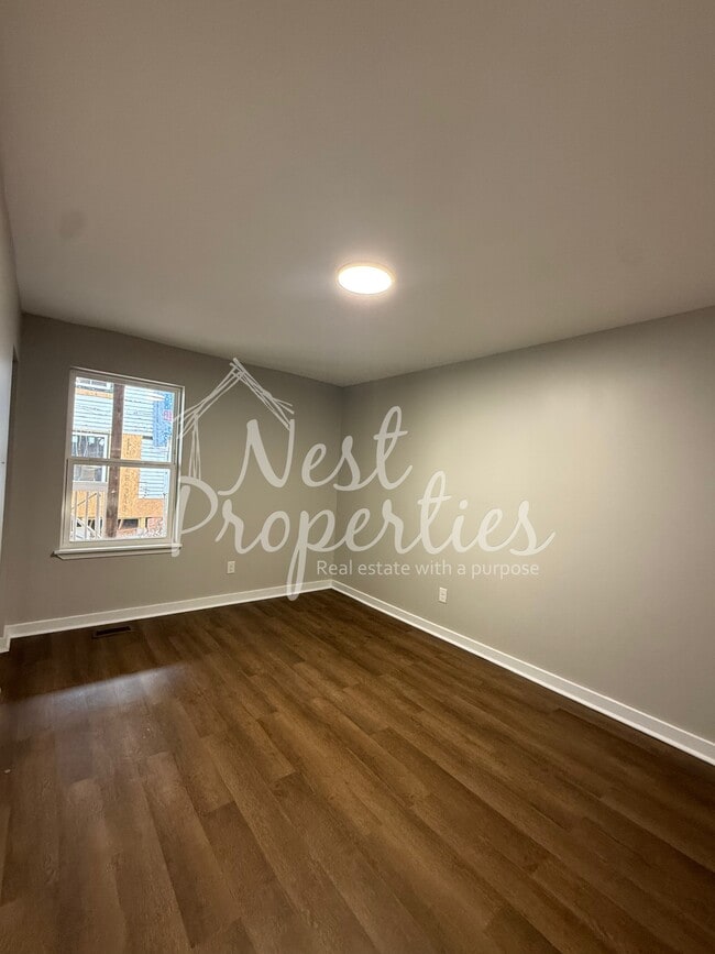 Photo - 233 E Cambridge Ave