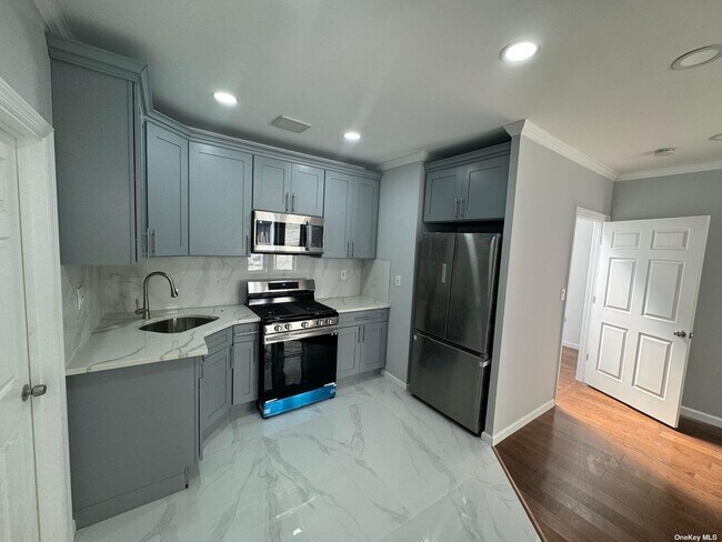 Photo - 1282 Sutter Ave Unit 2