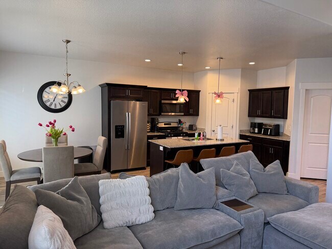 Photo - 4204 W 2010 N