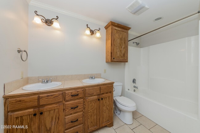 Photo - 1029 Gary Dr