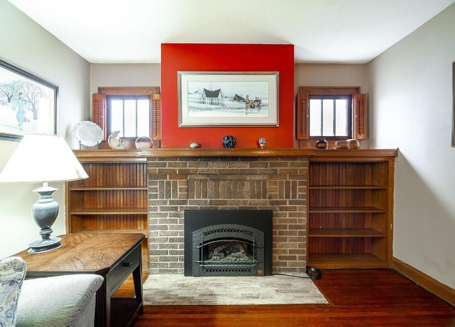 Photo - 266 S Roys Ave