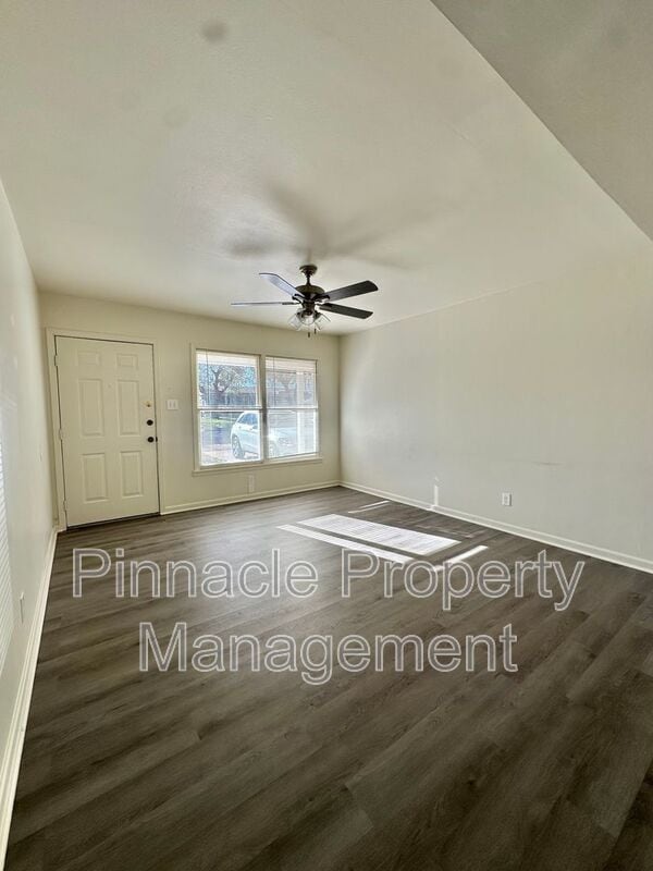 Photo - 2632 Raney St