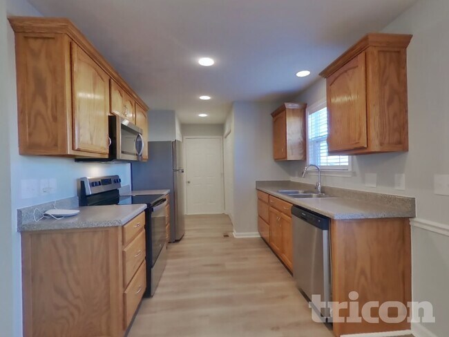 Photo - 1605 Mary Ct