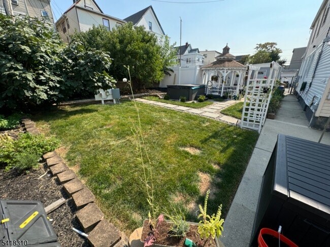 Photo - 53 Woodland Ave