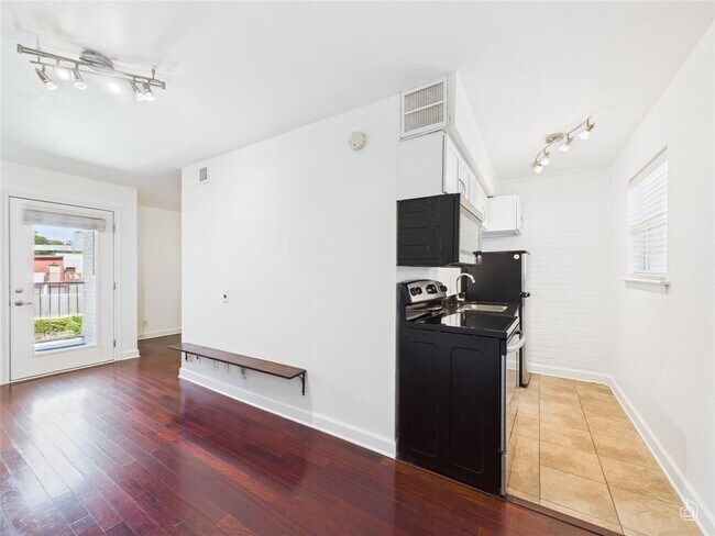 Photo - 2020 S Congress Ave Unit 1209