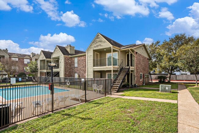 Photo - 18800 Egret Bay Blvd Unidad 306