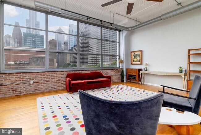 2200 Arch St Unit 506+507