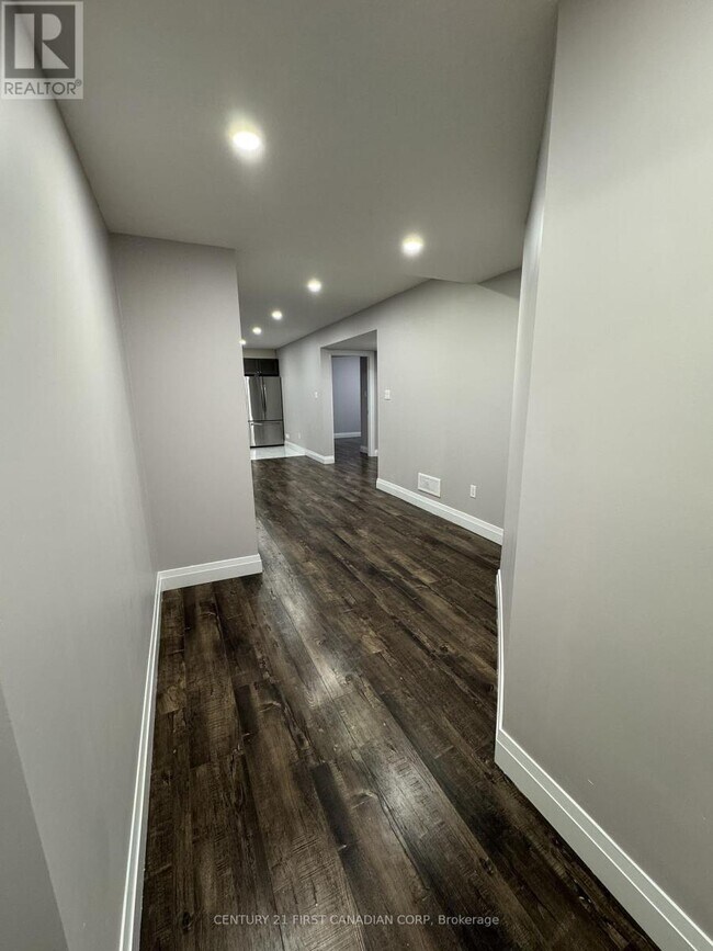 Photo - 2910 Biddulph Street