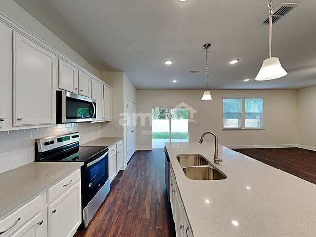 12319 Paperbark Pl