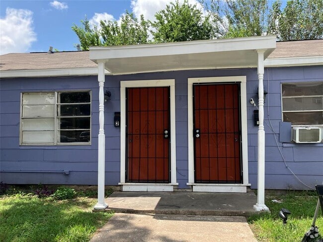 Building Photo - 3810 New Orleans St Rental