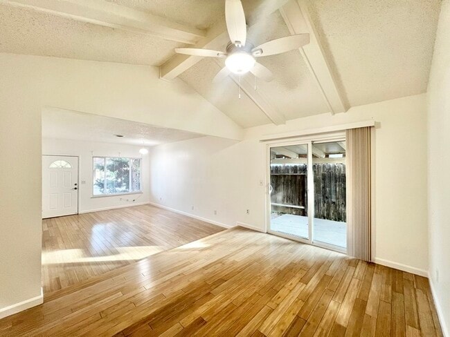 Photo - Spacious and recently remodeled 2 bedroom 1 bathroom duplex!