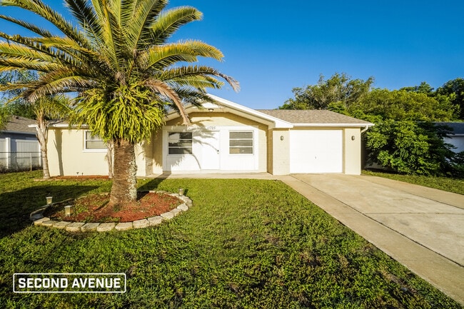 Building Photo - 11725 Meadow Dr