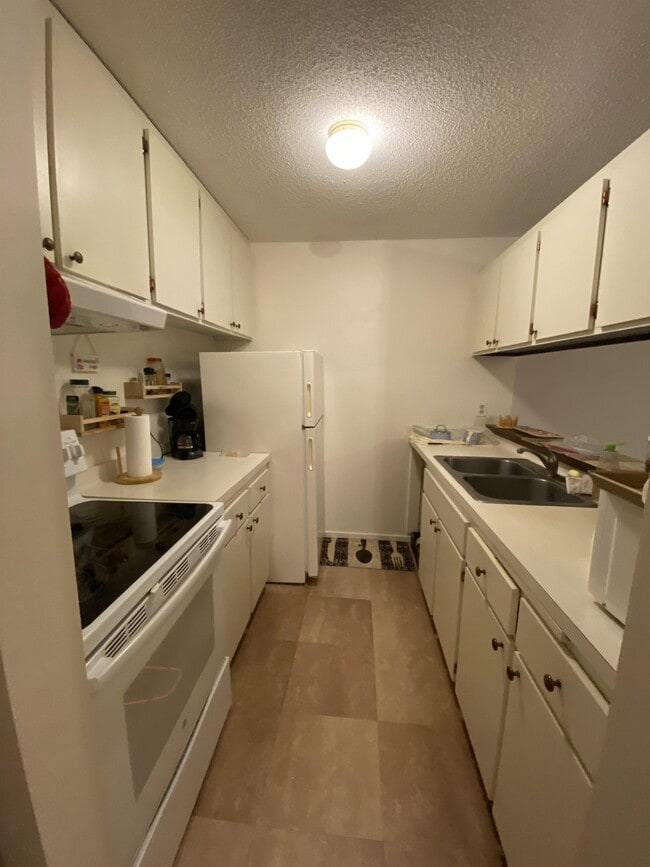 Photo - 2800 Hamline Ave N