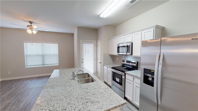 Building Photo - 4048 Kingsbrook Blvd