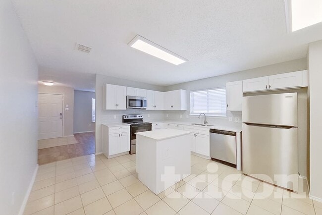 Photo - 2922 Marquis Ln