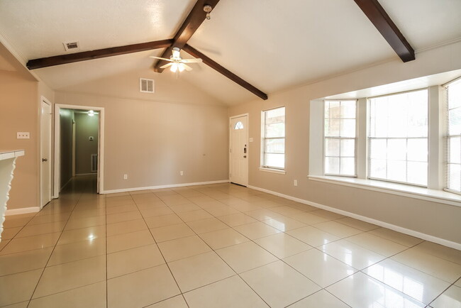 111 Belvedere Dr