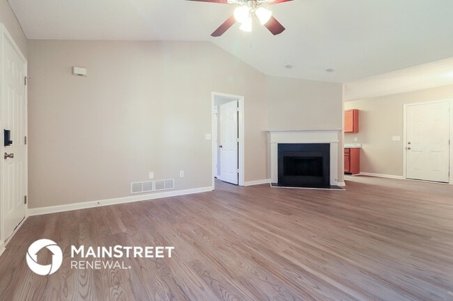 Photo - 154 Wyngate Ct