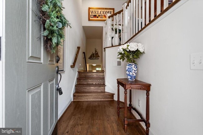 Photo - 10665 Yorktown Ct