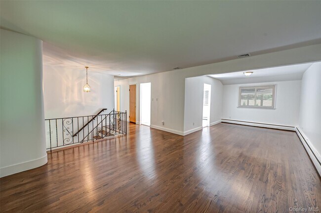 Photo - 26 Valleywood Rd