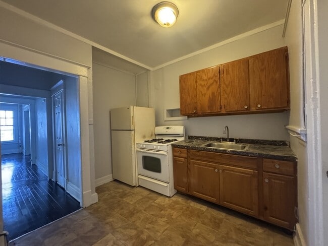 Photo - 484 Washington Ave