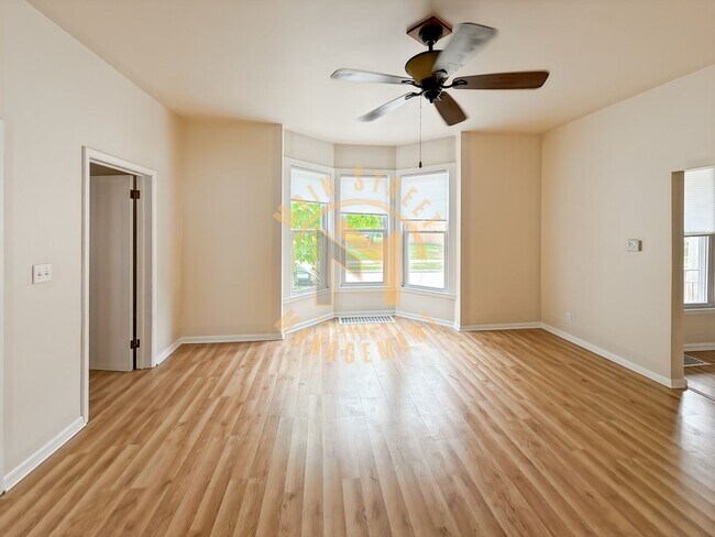 Photo - 700 Merritt Ave Unit Lower