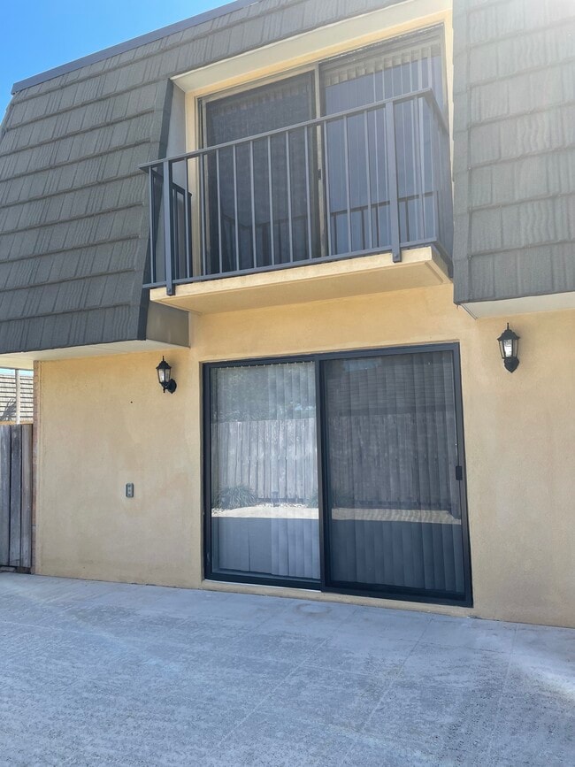 Photo - 131 1st Way