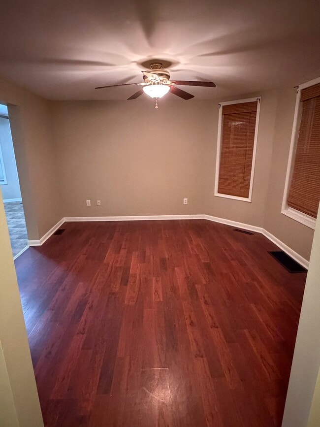 Photo - 1017 Pine St