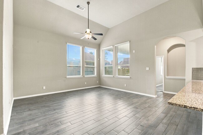 Building Photo - 16875 Olympic National Dr