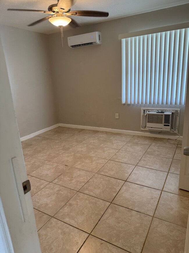 Photo - 1701 Pasadena Dr