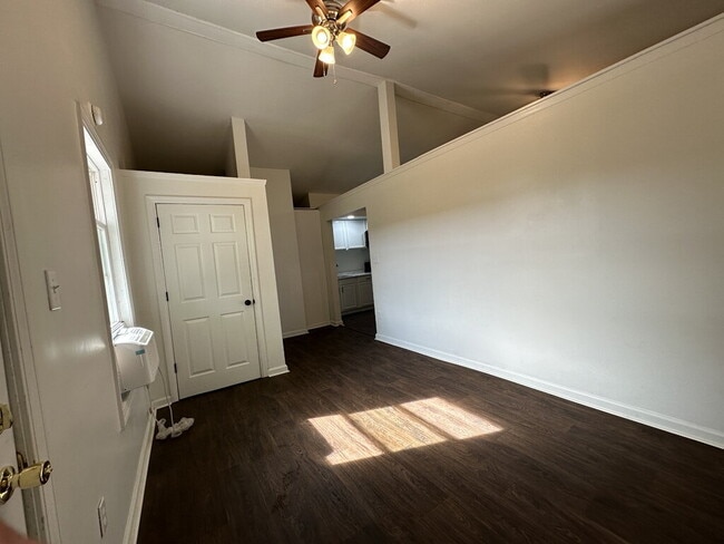 Photo - 133 Preston Rd Unit C