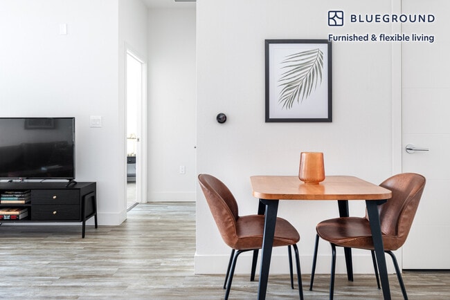 Photo - 1355 El Camino Real Unidad FL7-ID472