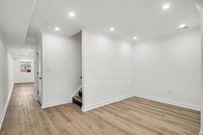 Photo - 710 N Patrick St