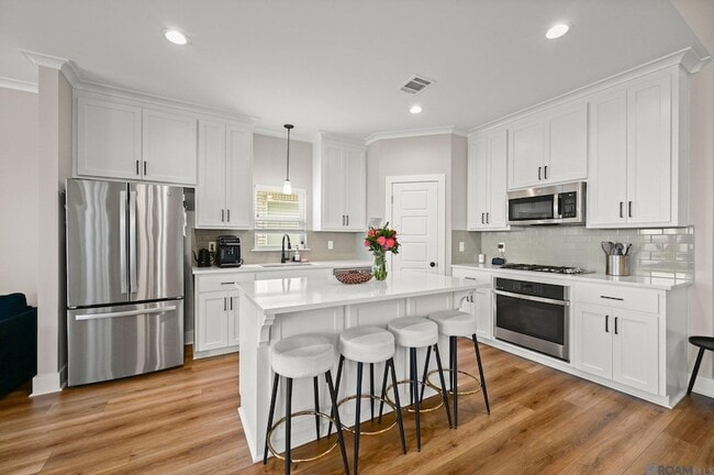 Photo - 3035 Woodgrove Wy