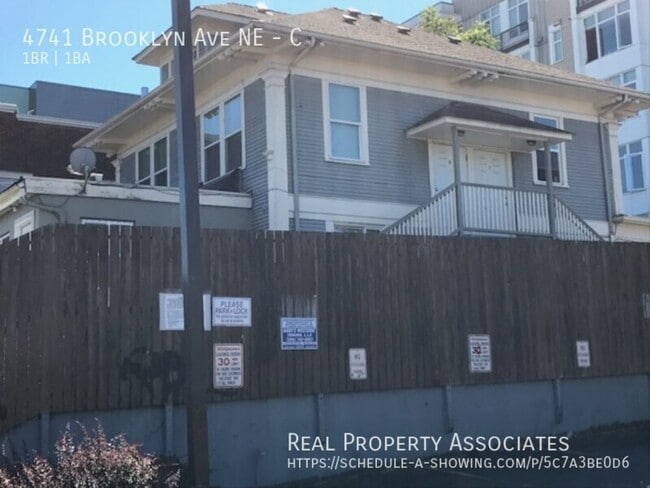 Building Photo - 4741 Brooklyn Ave NE Unit C