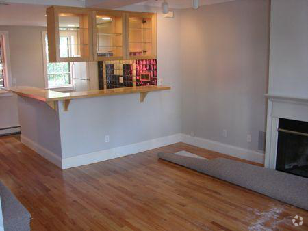 Building Photo - 206 3rd St Unit PE Rental