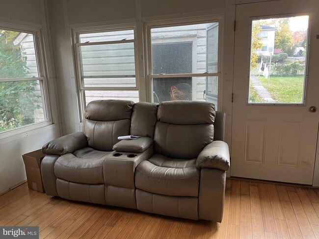 Photo - 16 Philadelphia Ave