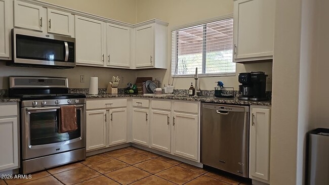 Photo - 2174 W Roundwood Pl